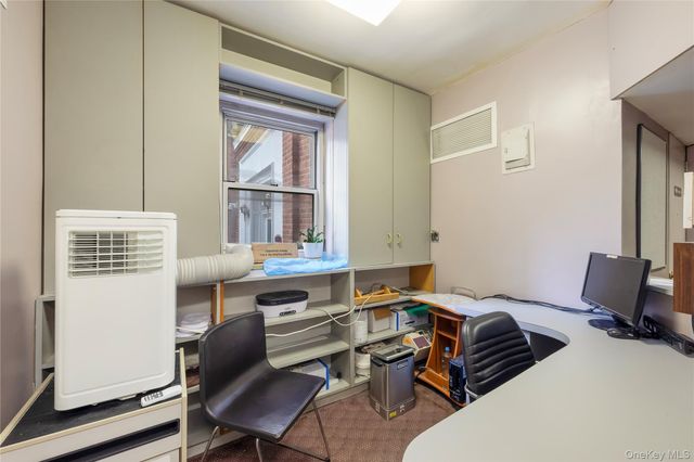 71-36 110th Street Street 1H, Forest Hills, NY 11375