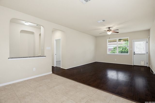 12427 Lincoln Crk, San Antonio, TX 78254