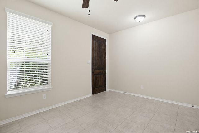 12427 Lincoln Crk, San Antonio, TX 78254