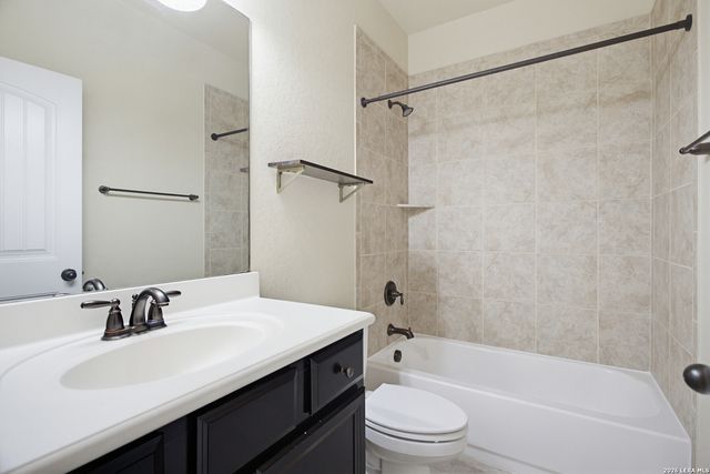12427 Lincoln Crk, San Antonio, TX 78254