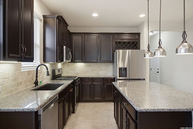 12427 Lincoln Crk, San Antonio, TX 78254
