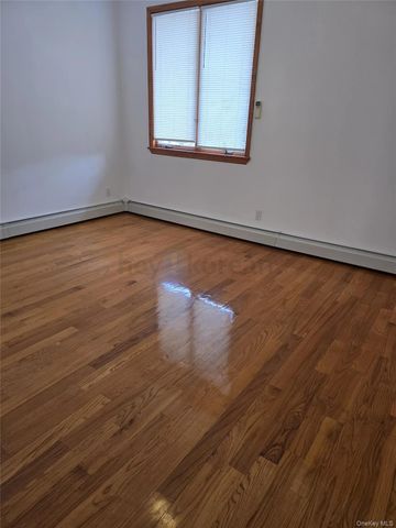 147-30 Cherry Avenue, Flushing, NY 11355