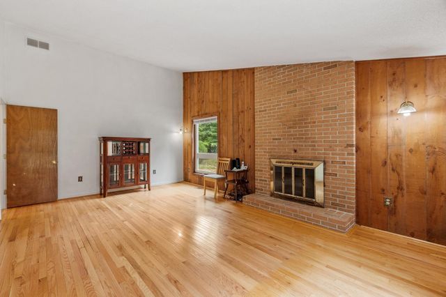 182 Farley Road, Hollis, NH 03049