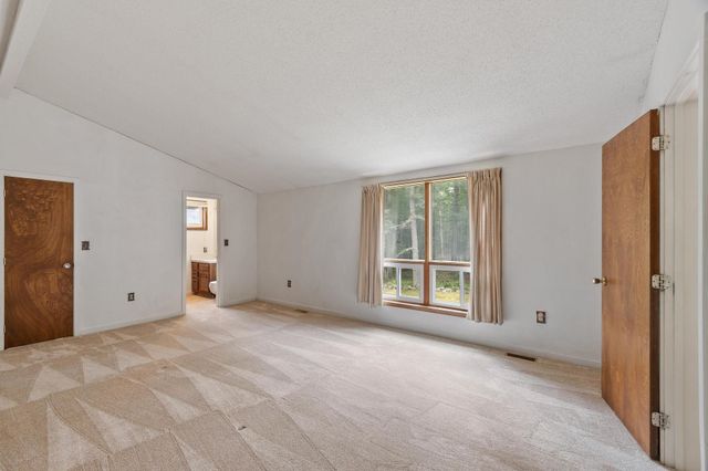 182 Farley Road, Hollis, NH 03049