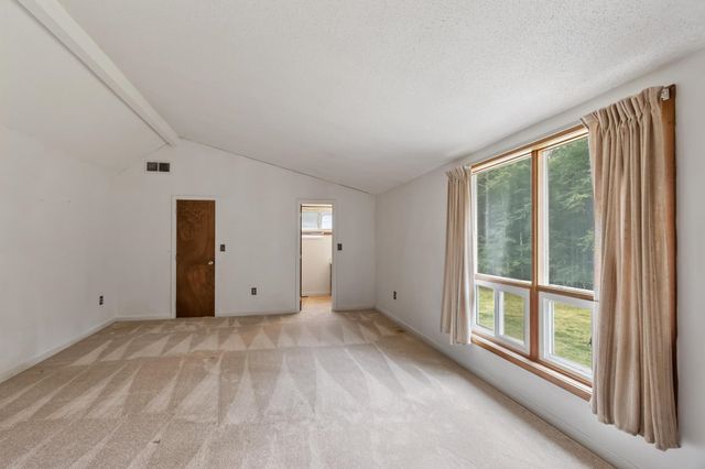 182 Farley Road, Hollis, NH 03049