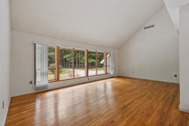 182 Farley Road, Hollis, NH 03049