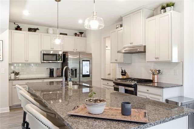 1824 Winding Run Boulevard, Clearcreek Twp, OH 45458