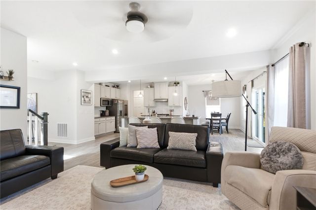 1824 Winding Run Boulevard, Clearcreek Twp, OH 45458