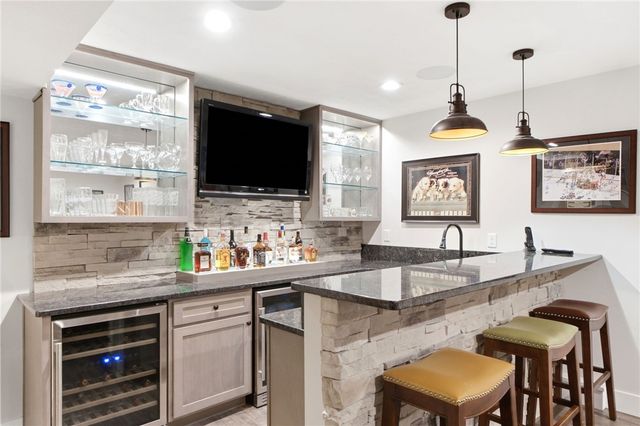 1824 Winding Run Boulevard, Clearcreek Twp, OH 45458