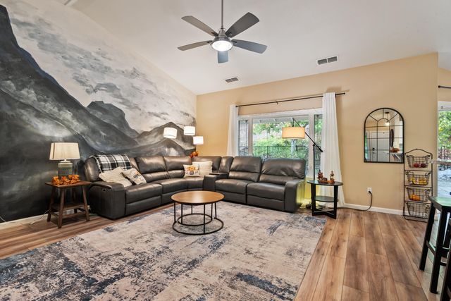 19219 Nike Court, Redding, CA 96003