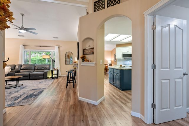 19219 Nike Court, Redding, CA 96003