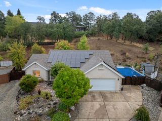 19219 Nike Court, Redding, CA 96003