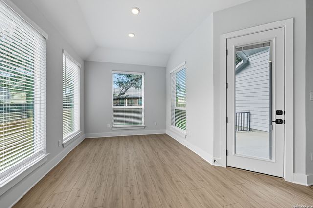 210 Kari Drive, Castroville, TX 78009