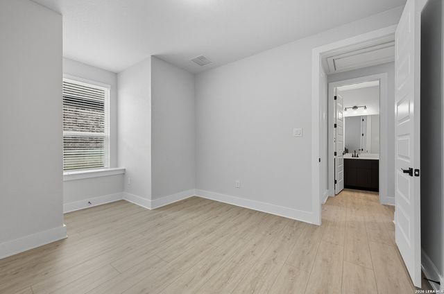 210 Kari Drive, Castroville, TX 78009