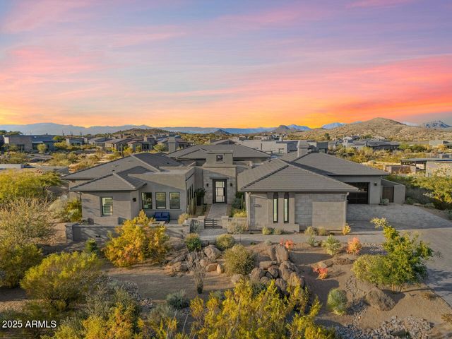 11946 E CAVEDALE Drive, Scottsdale, AZ 85262