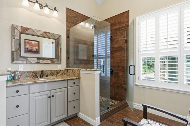 102 W Carruth Lane, Double Oak, TX 75077
