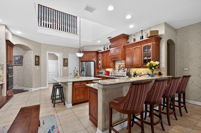 102 W Carruth Lane, Double Oak, TX 75077