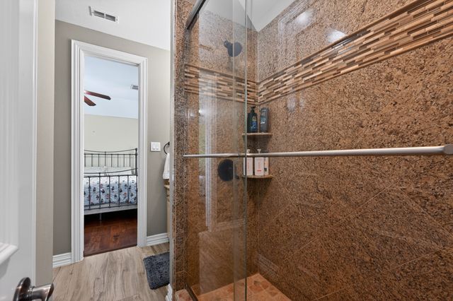 102 W Carruth Lane, Double Oak, TX 75077