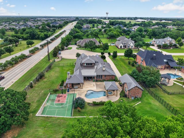 102 W Carruth Lane, Double Oak, TX 75077