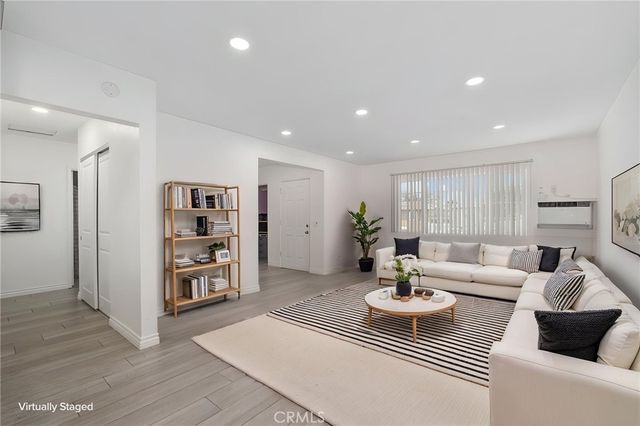 571 N Lilac Avenue, Rialto, CA 92376