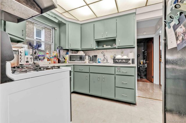 2327 28th Street, Astoria, NY 11105