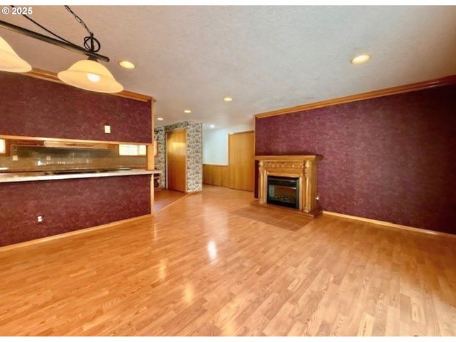 94504 SMOKEY Ln, Coquille, OR 97423