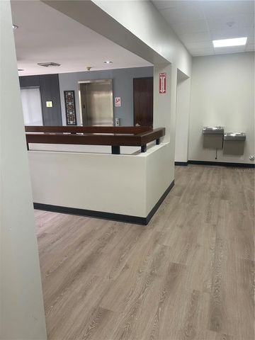 1715 E BAY DRIVE G, Largo, FL 33771