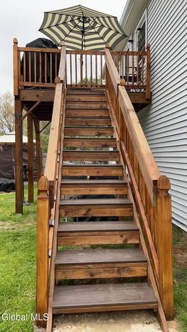 2 Moonglow Road, Wilton, NY 12831