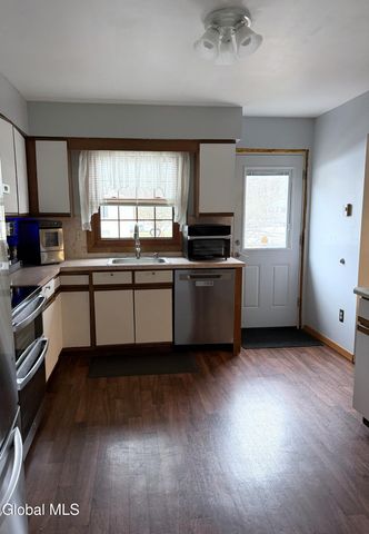 2 Moonglow Road, Wilton, NY 12831