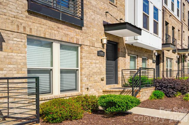 15036 New Amsterdam Lane, Charlotte, NC 28204