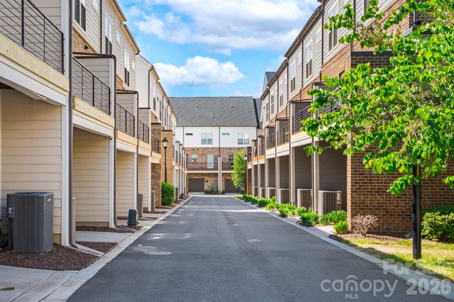 15036 New Amsterdam Lane, Charlotte, NC 28204