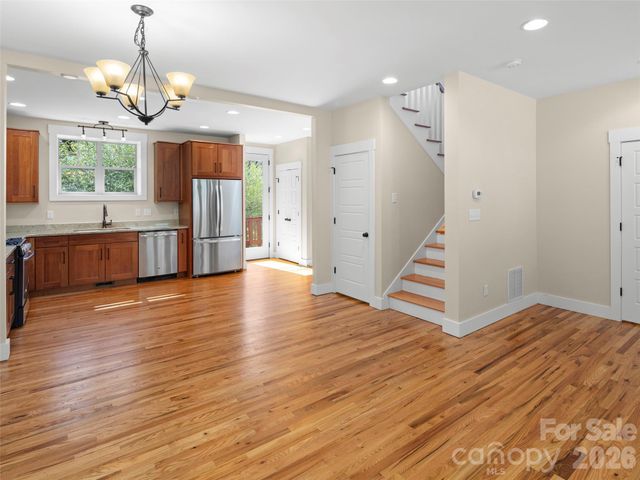 29 Shady Park Lane, Asheville, NC 28804