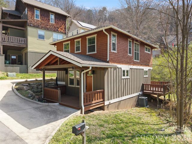 29 Shady Park Lane, Asheville, NC 28804