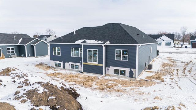 897 Red Hawk Drive, Milton, WI 53563