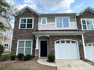 6325 Cory Bret Lane, Charlotte, NC 28278