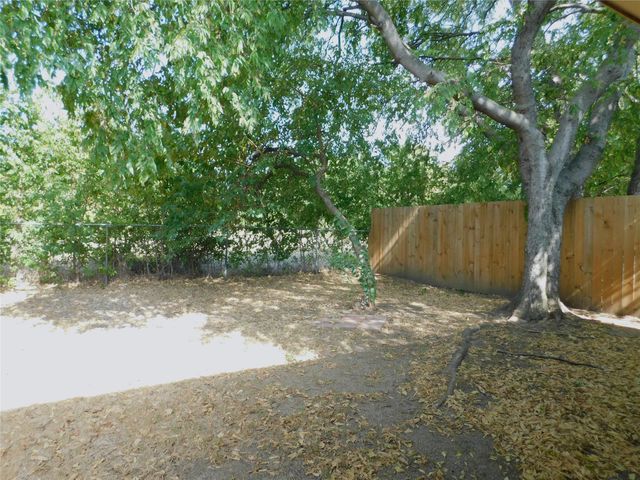 3305 Gardenview Circle, Denton, TX 76207