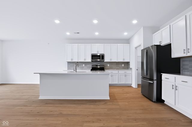 8673 Meadowlands Court, Plainfield, IN 46168