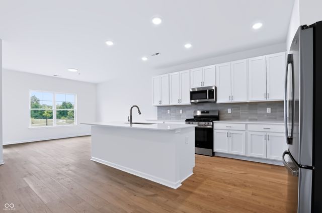 8673 Meadowlands Court, Plainfield, IN 46168