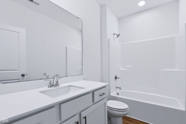 8673 Meadowlands Court, Plainfield, IN 46168