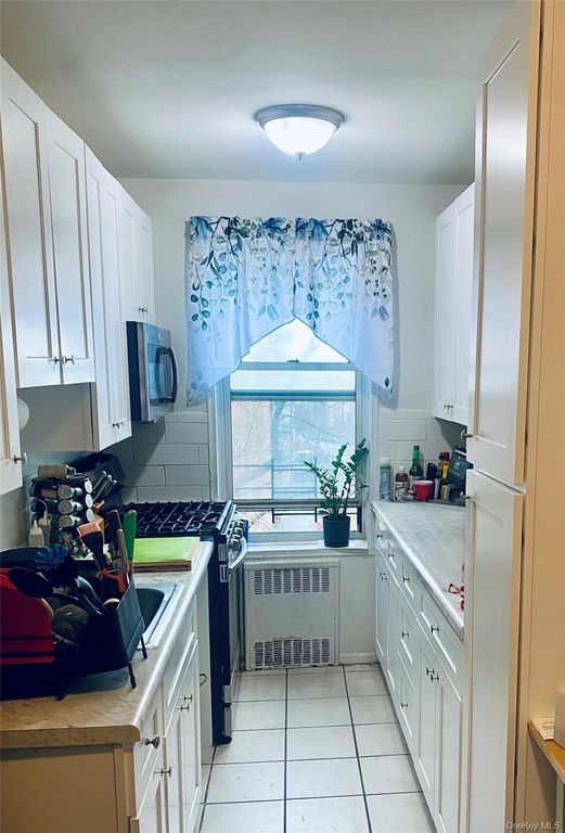 19 Abeel Street 3J, Yonkers, NY 10705 — photo 4