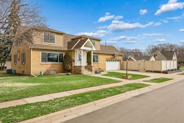 505 2nd Street NE, Osseo, MN 55369