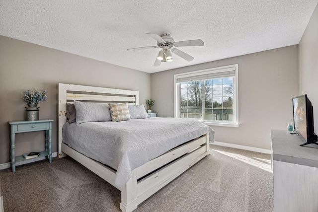 505 2nd Street NE, Osseo, MN 55369