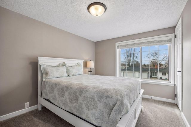 505 2nd Street NE, Osseo, MN 55369