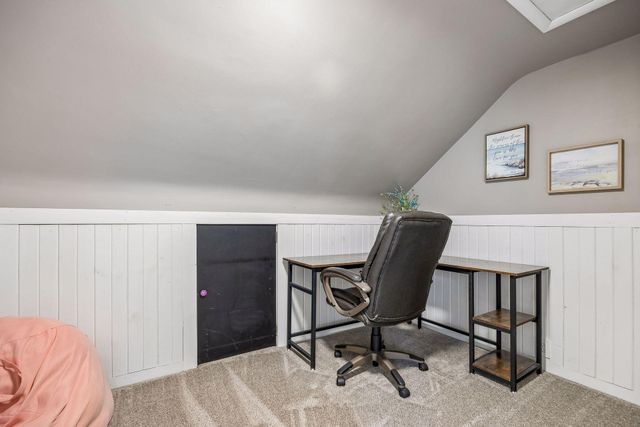 505 2nd Street NE, Osseo, MN 55369