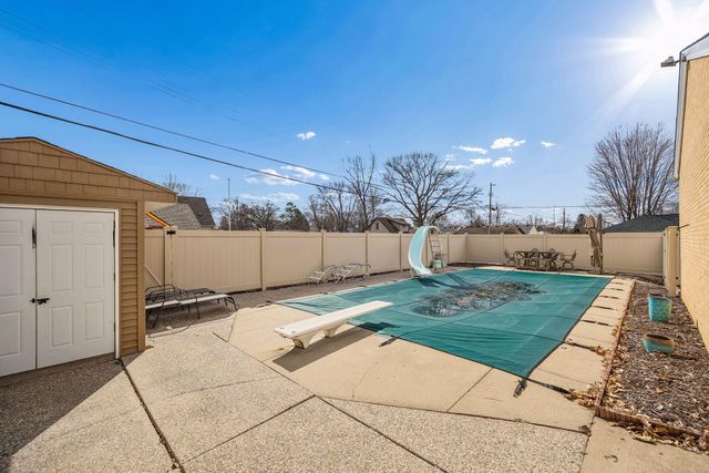 505 2nd Street NE, Osseo, MN 55369