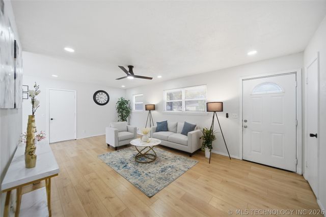 12520 E 25th Street, Tulsa, OK 74129