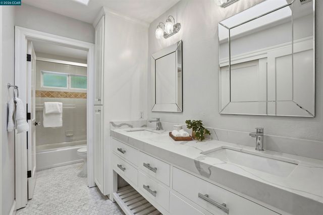 1617 Campesino Ct, Alamo, CA 94507