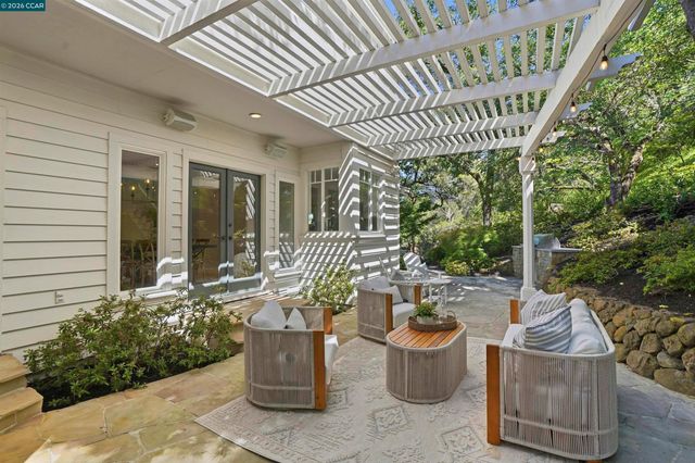 1617 Campesino Ct, Alamo, CA 94507