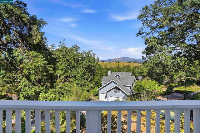 1617 Campesino Ct, Alamo, CA 94507