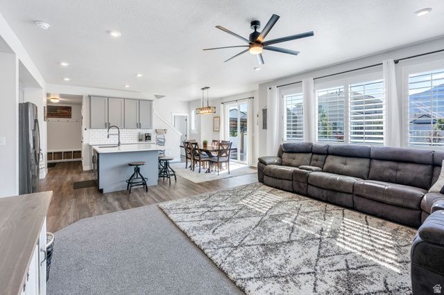 252 N SUNRISE RANCH DR, Mapleton, UT 84664